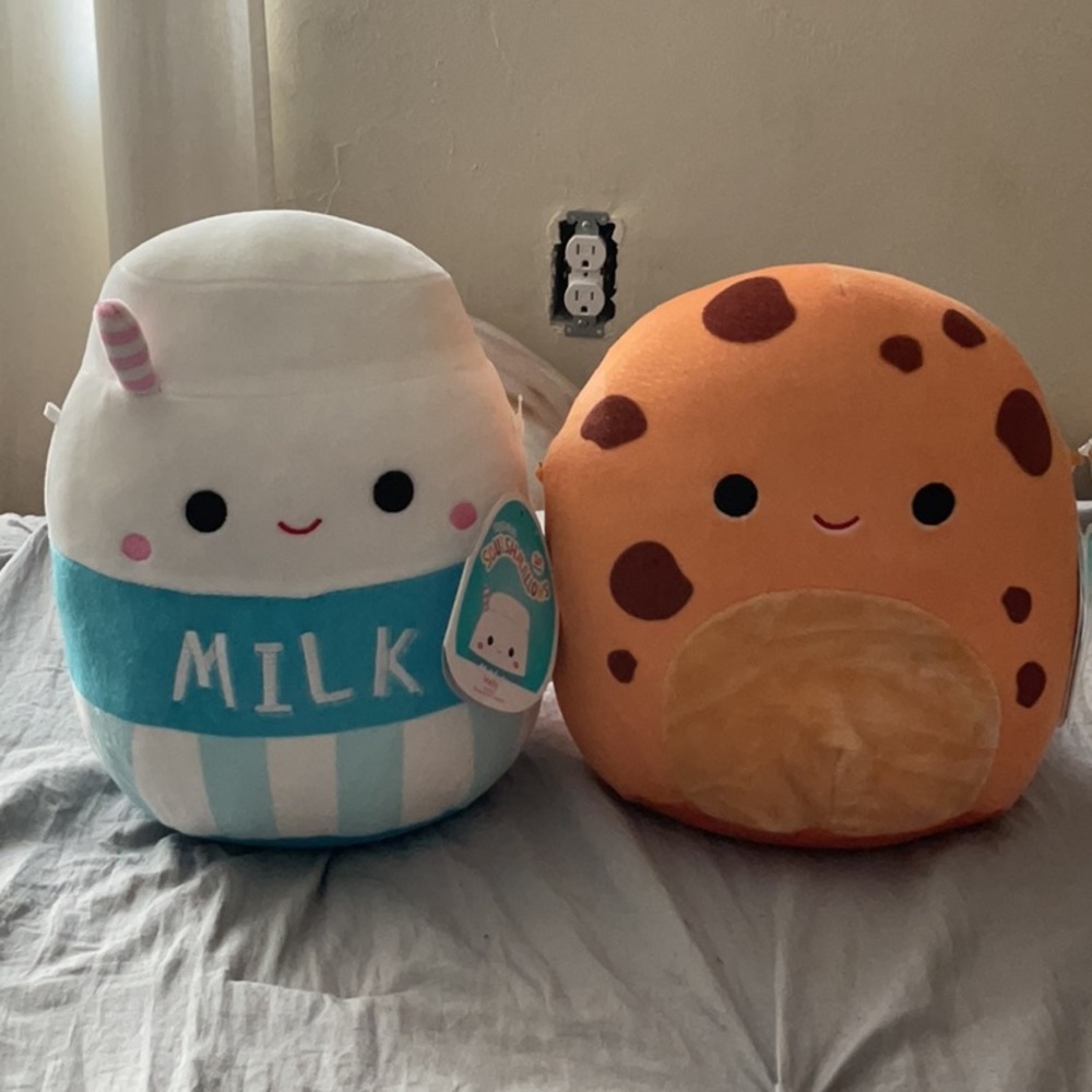 Milk and cookies squishmallows